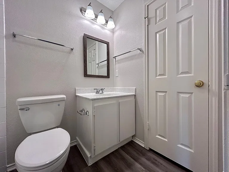 9300 Kempler Dr — Photo 10