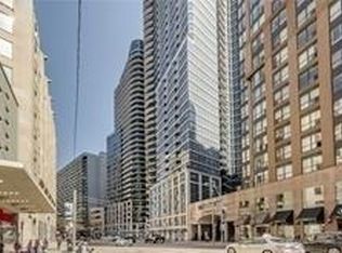 21 Carlton St #1906, Toronto, ON M5B1L3