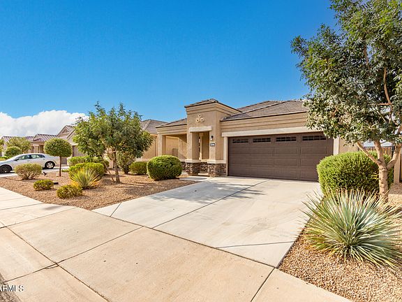 5th image of 37696 W AMALFI Avenue