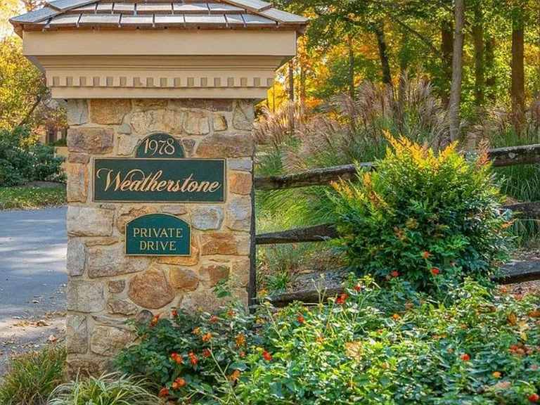1201 Weatherstone Dr — Photo 13