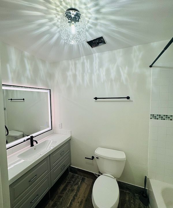 Upstairs Bathroom