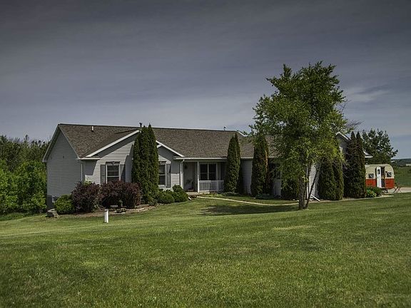 2nd image of 12779 Clover Ln