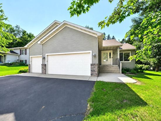237 17th Ave SE, Saint Joseph, MN 56374
