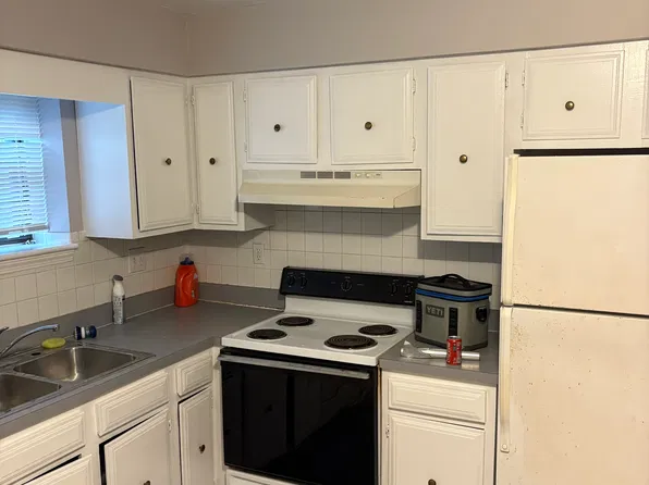 1312 NW 6th Ter APT 1, Blue Springs, MO 64014