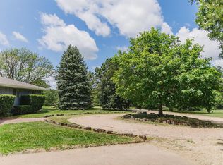 25275 115th Rd, Kearney, NE 68845