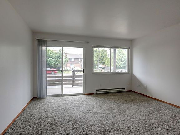 5th image of 15621 4th Ave S Unit 2