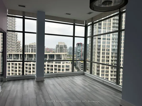 637 Lake Shore Blvd W #1017, Toronto, ON M5V 3J6