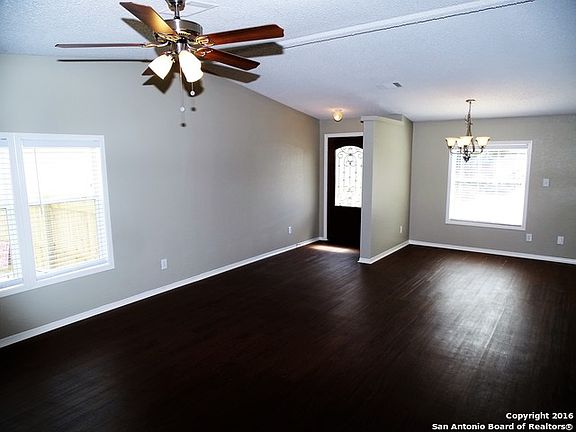 3rd image of 127 Drew Ave