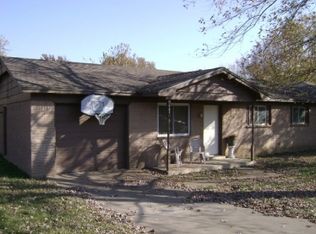 900 S Choctaw Ave, Claremore, OK 74017