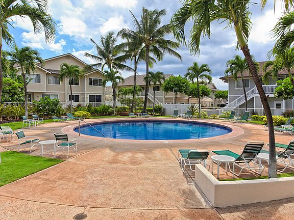 3rd image of 92-1481 Aliinui Dr Suite 19C