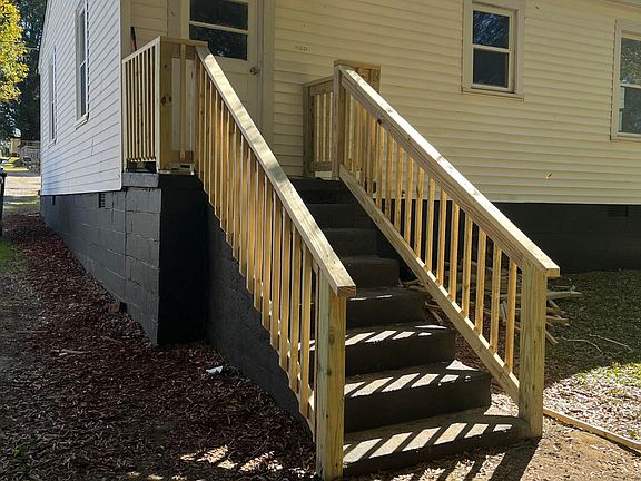 4th image of 720 Ford St