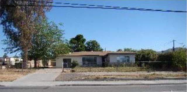 1st image of 24156 Dracaea Ave