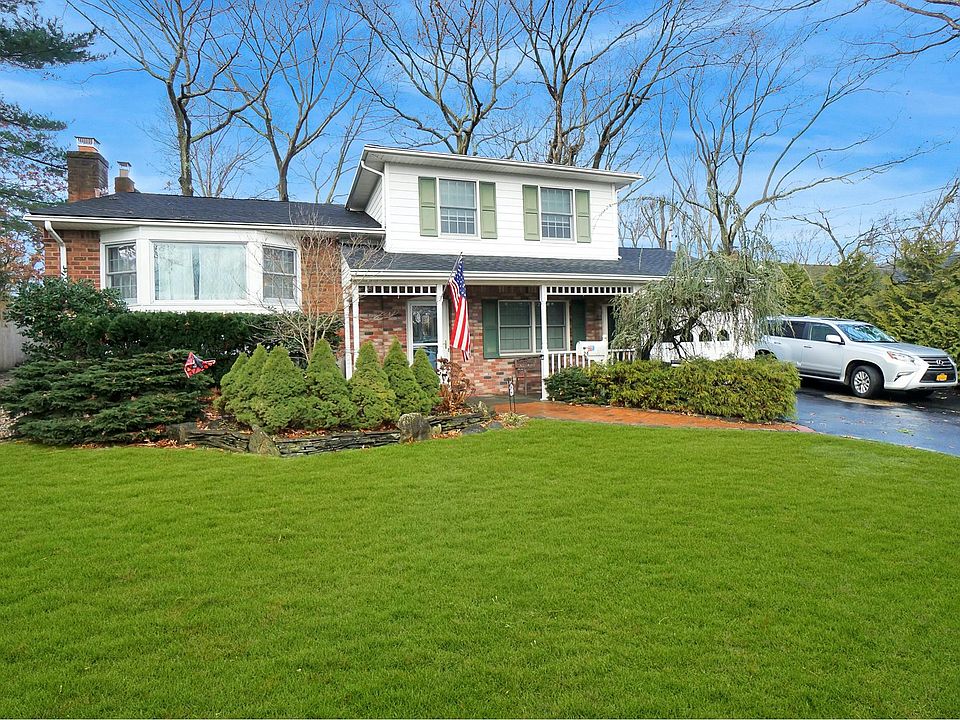 1st image of 24 Wood Dr