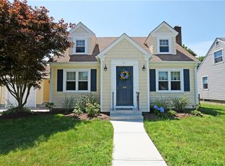 55 Thurston St, Riverside, RI 02915