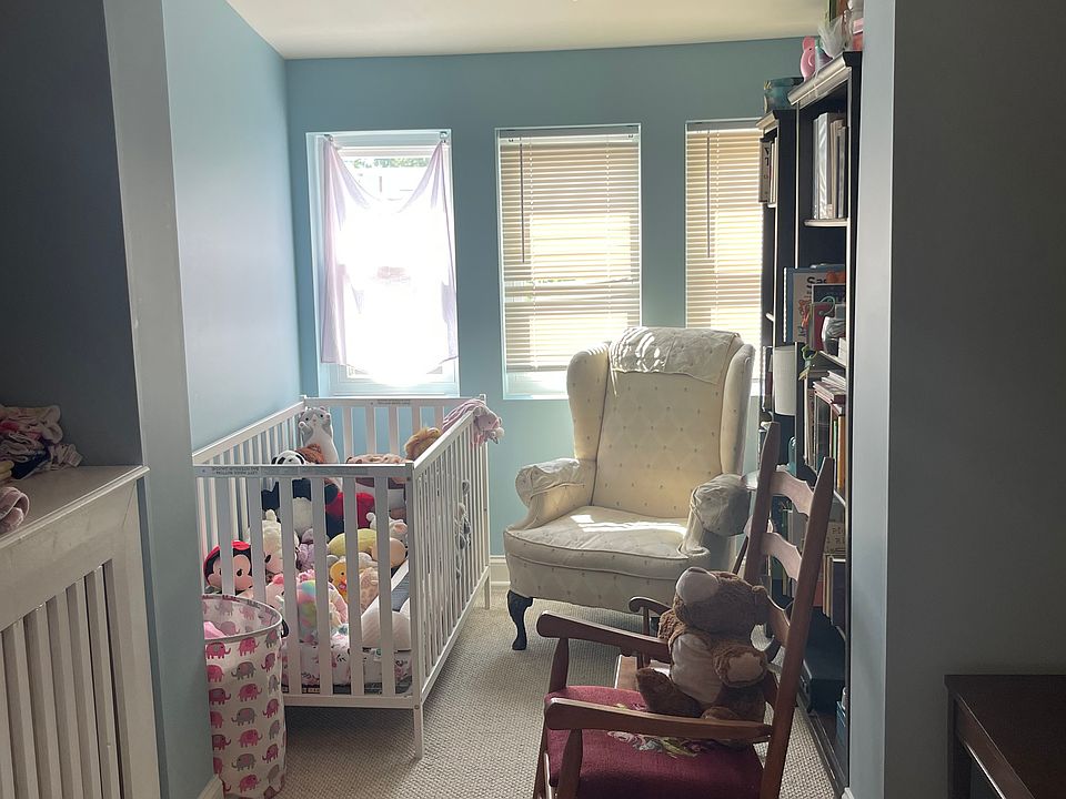 2nd image of 5024 7th Pl NW