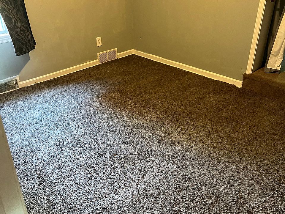 2nd image of 36 Willow Dr
