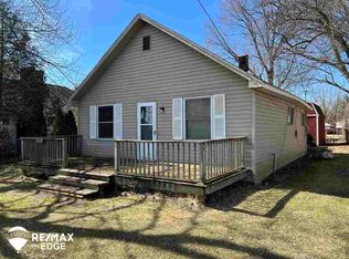 6533 Lakeshore Rd, Lakeport, MI 48059