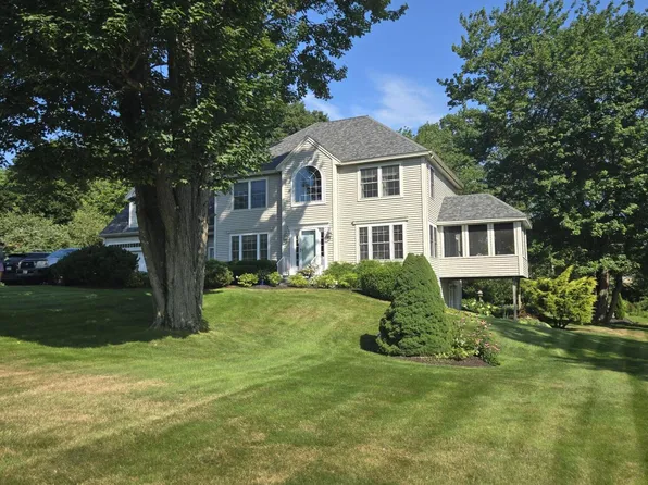 20 Snowberry Drive, Scarborough, ME 04074