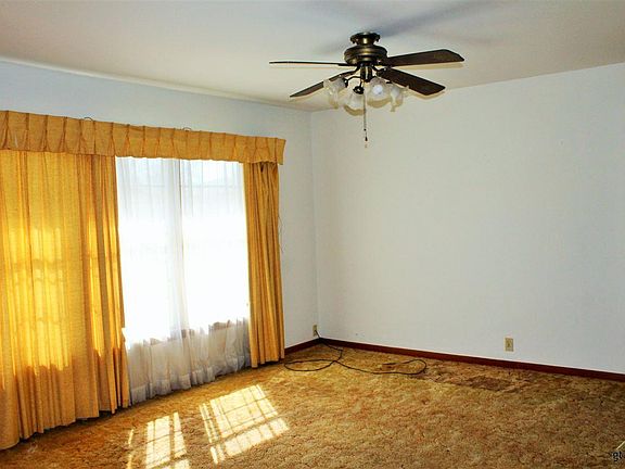 3rd image of 1320 S Lide Ave