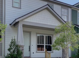 206 Traditions Dr, Lafayette, LA 70508