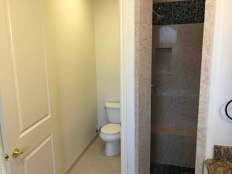 2027 W Bella Ln — Photo 7