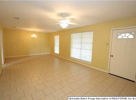 2nd image of 1420 San Jauquin Dr