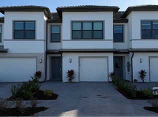 27877 Radiant Ct, Bonita Springs, FL 34135