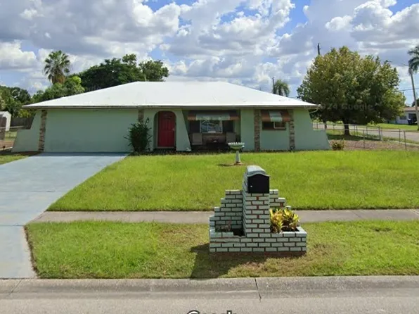 3104 Saint Charles St, Fort Myers, FL 33916