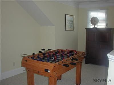 5th image of 1210 Village Way S
