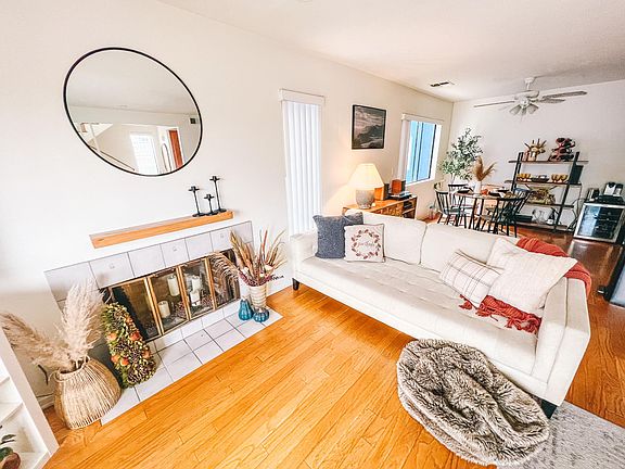4th image of 708 8th St #708