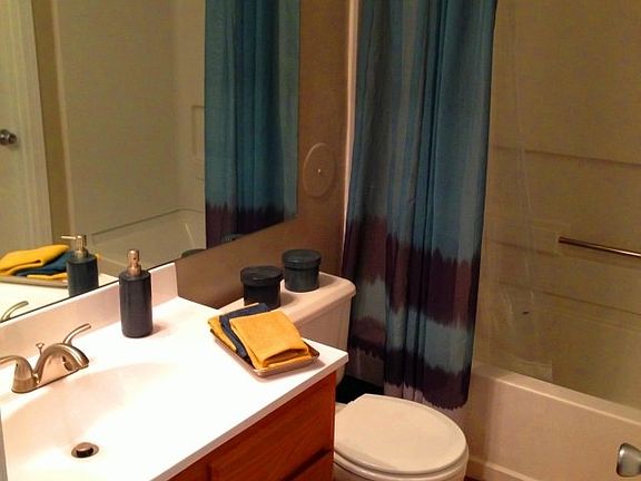 4th image of 10919 Chase Park Ln APT C