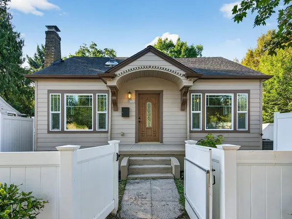 8504 NE Glisan St, Portland, OR 97220