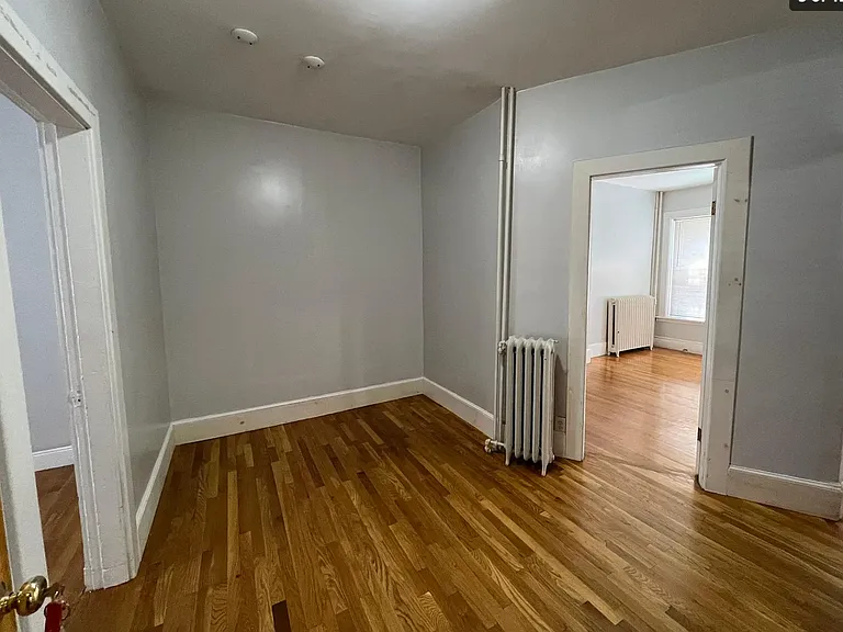 24 Isabella St #1A — Photo 5