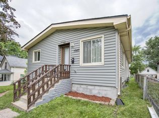 1083 Reaney Ave E, Saint Paul, MN 55106