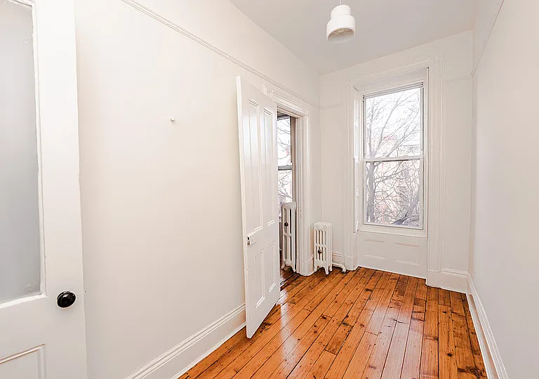 254 Vernon Ave #2 — Photo 18