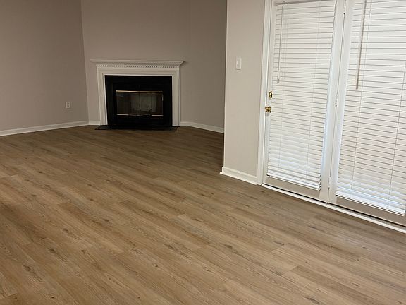 New blinds for privacy and freshly painted throughout,