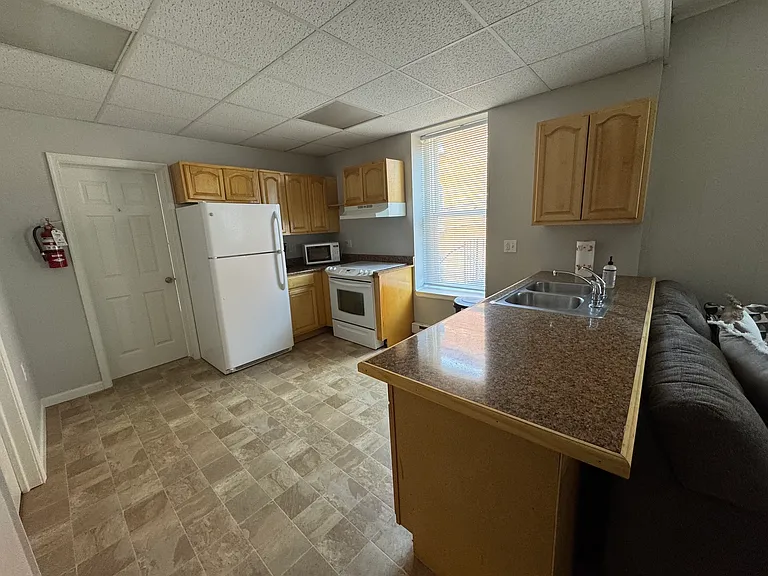 104 E Main St #A — Photo 3