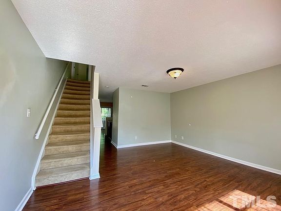 4th image of 2126 Alpine Rd