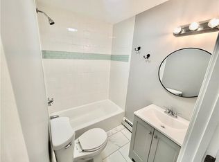 518 Charles St, Providence, RI 02904
