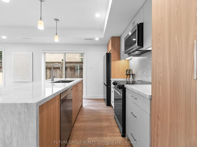 34 Poplar Ave #5 — Photo 8