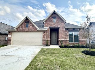 912 Eloise Ln, Cleburne, TX 76033