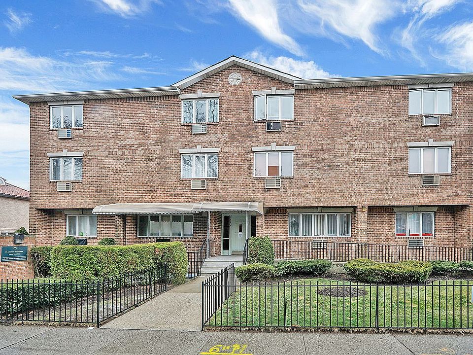 1st image of 8405 13th Ave #1C