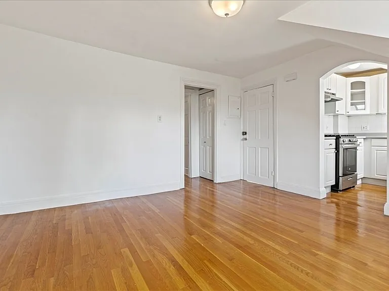 619 Tremont St #4 — Photo 5