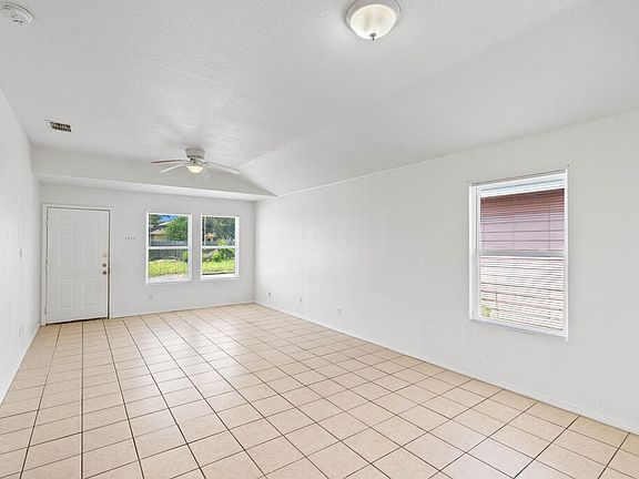 4th image of 1210 Chaparral St #7B