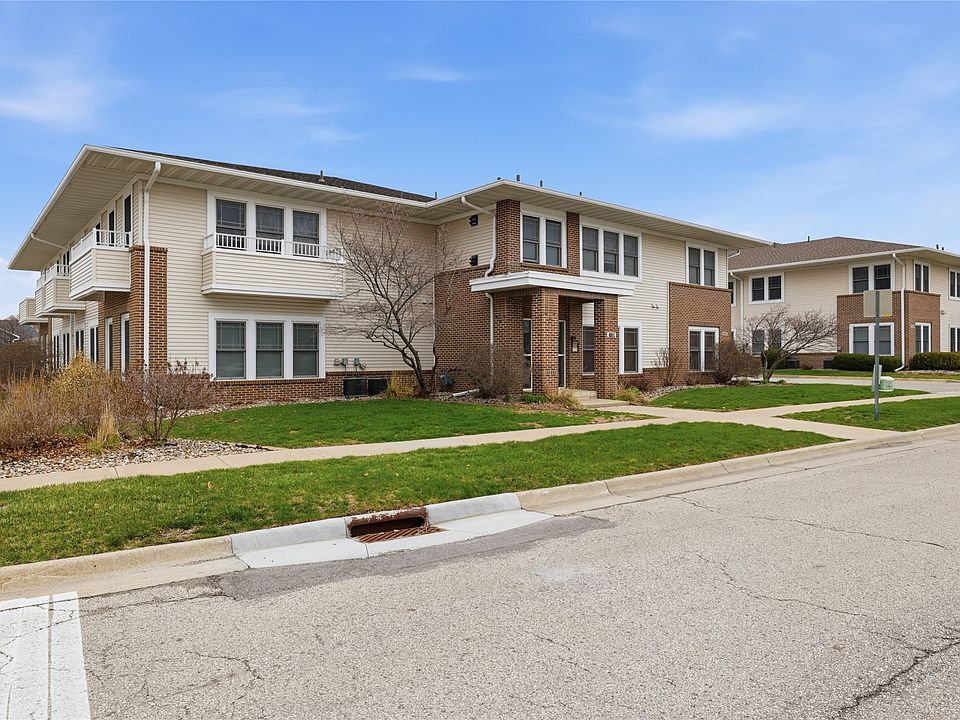 1st image of 2435 Aspen Rd Unit 103