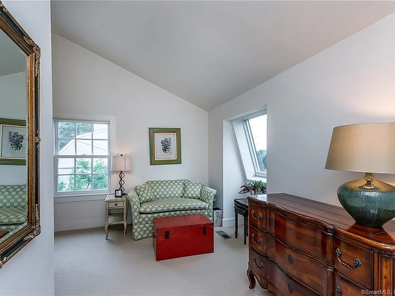 37 Turner Rd — Photo 12