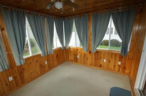 5th image of 114 Crystal Water Dr