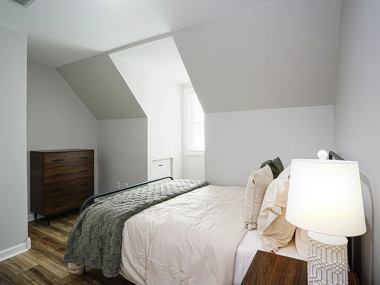 256 Spring St — Photo 11