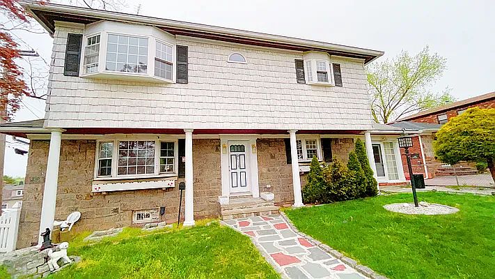 1st image of 6-03 127th St