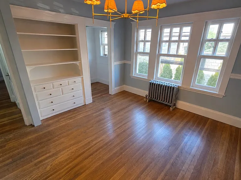 11 Governor Winthrop Rd — Photo 4